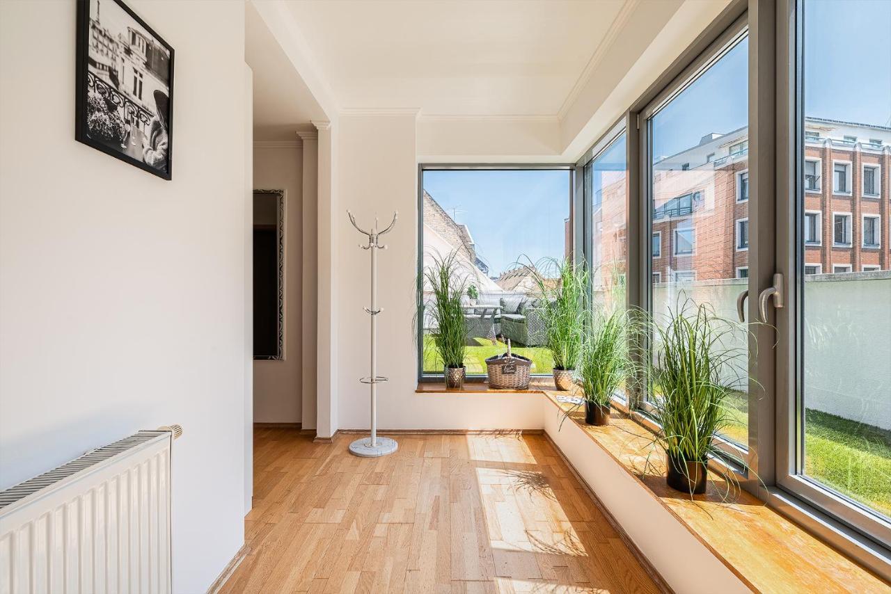 Four Bedrooms Luxury Design Apartment At Fashion Street Budapest