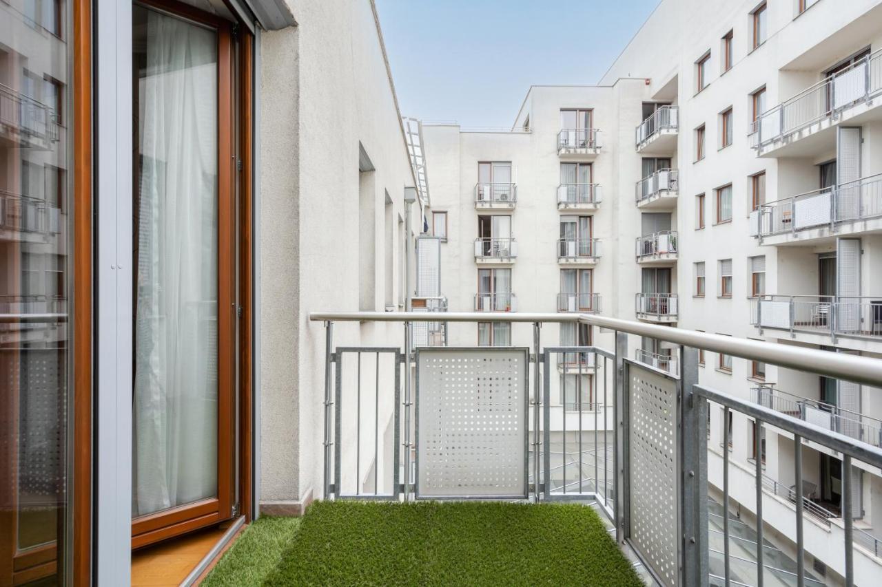 Four Bedrooms Luxury Design Apartment At Fashion Street Apartmán Budapešť