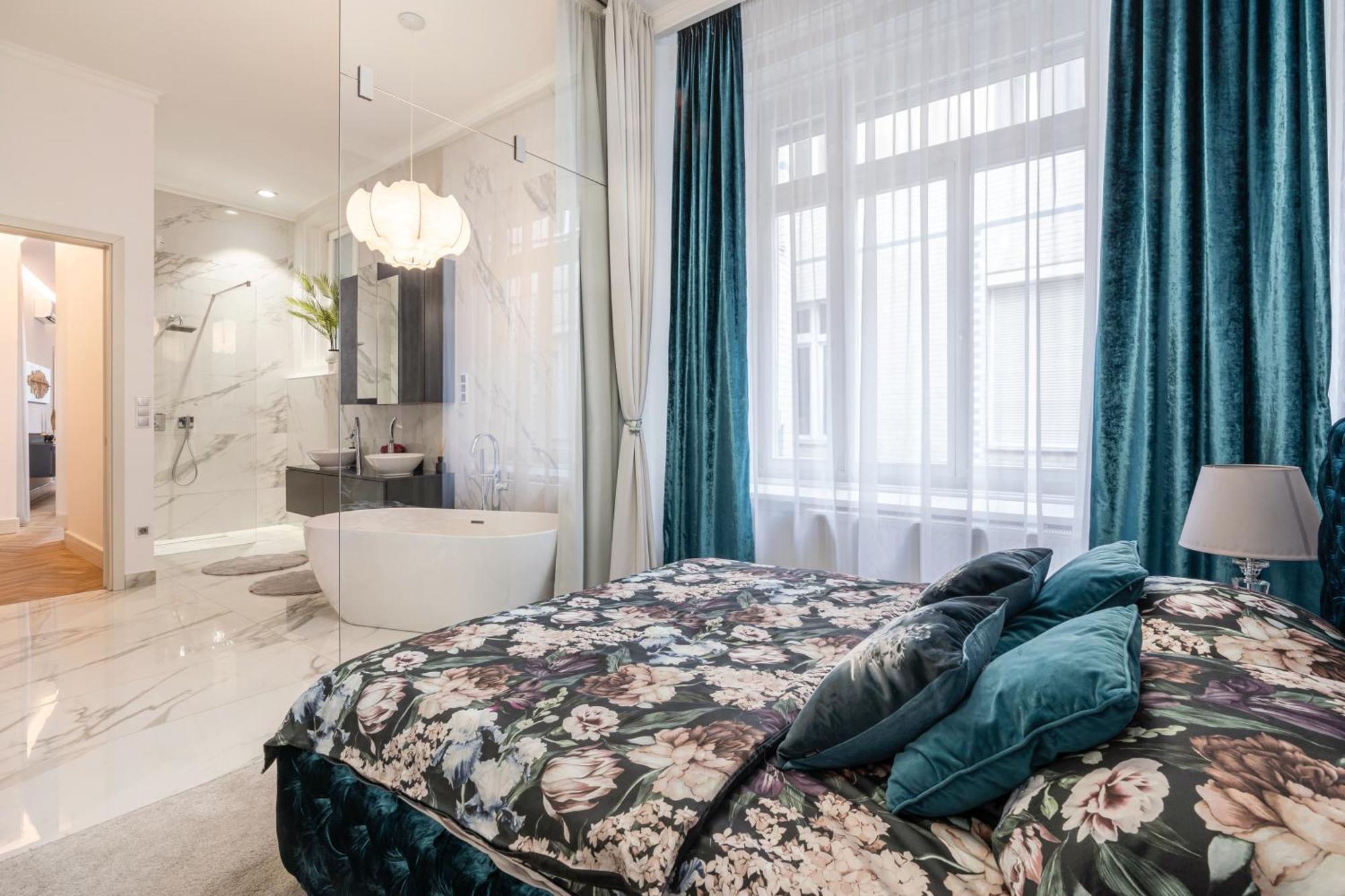 Apartmán Four Bedrooms Luxury Design Apartment At Fashion Street